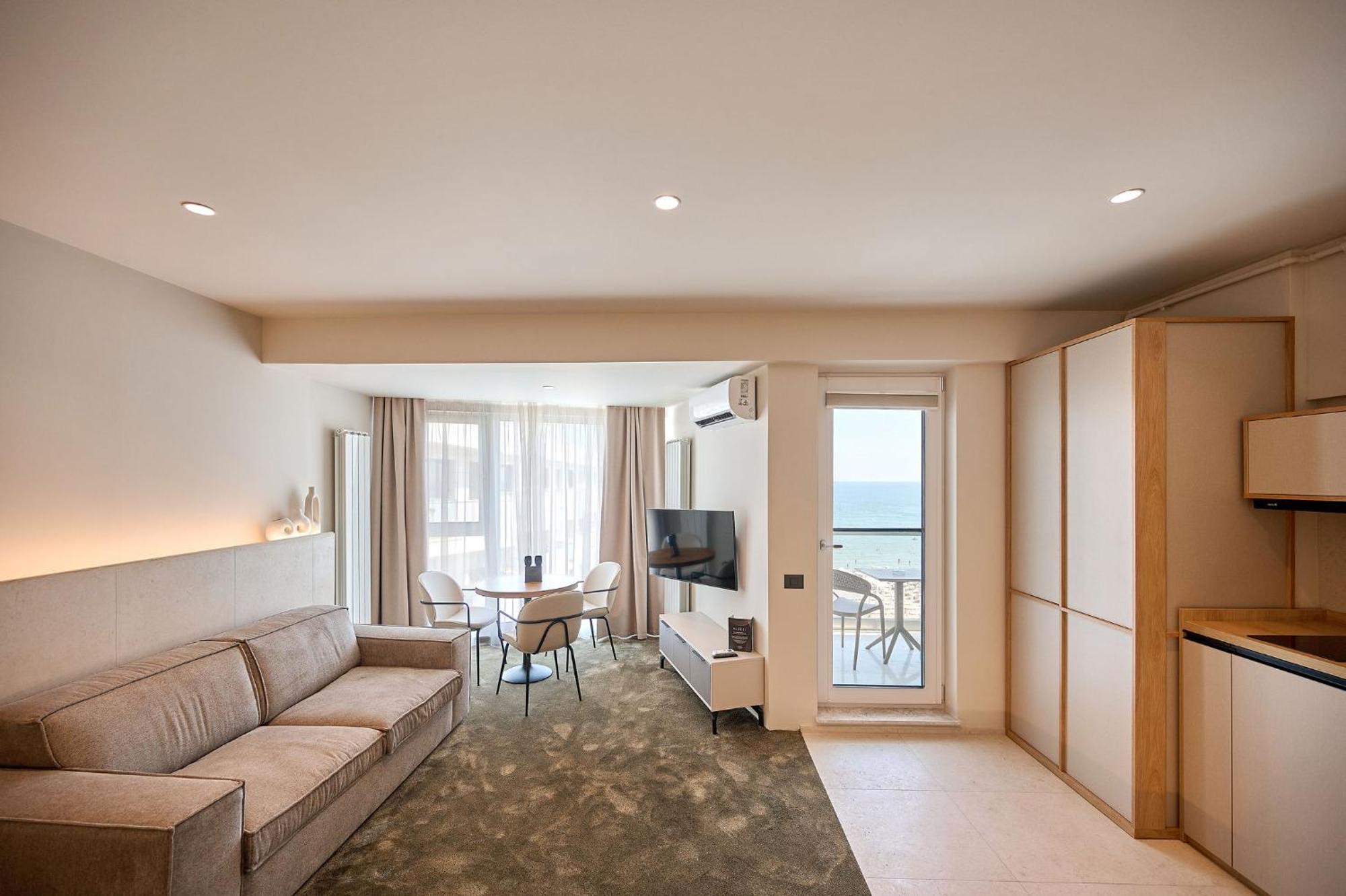 Alezzi Infinity Aparthotel & Spa ナボダリ エクステリア 写真